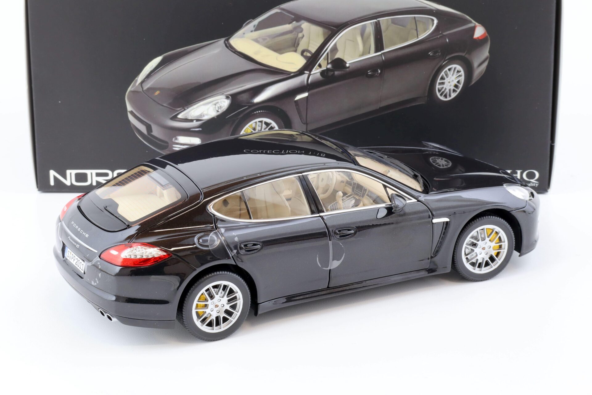 1:18 Norev Porsche Panamera 4S 2009 black 187617