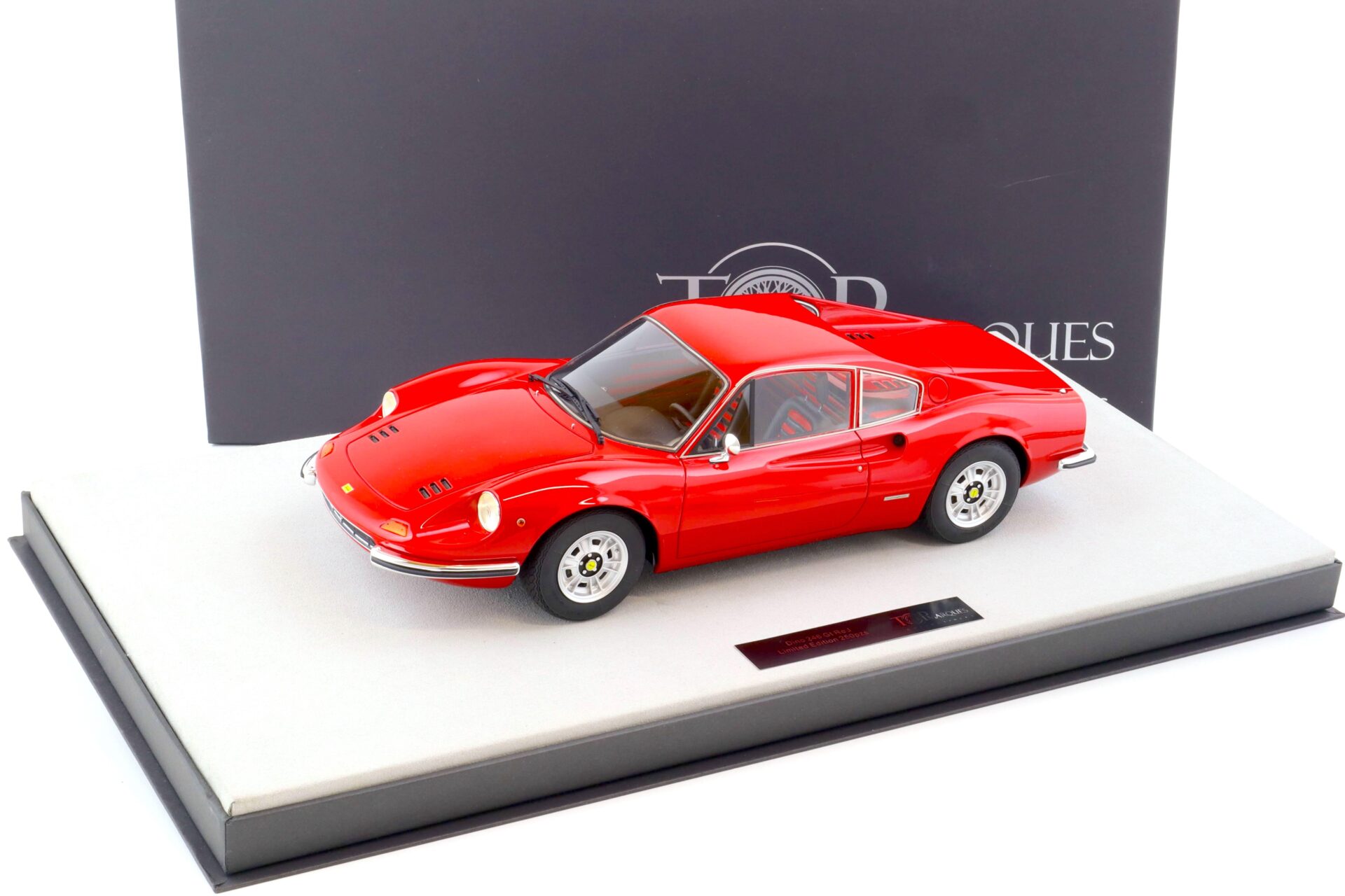 ID 70900 orig.jpg 1:12 TOP Marques Ferrari Dino 246 GT Coupe 1972 red TOP12-02A