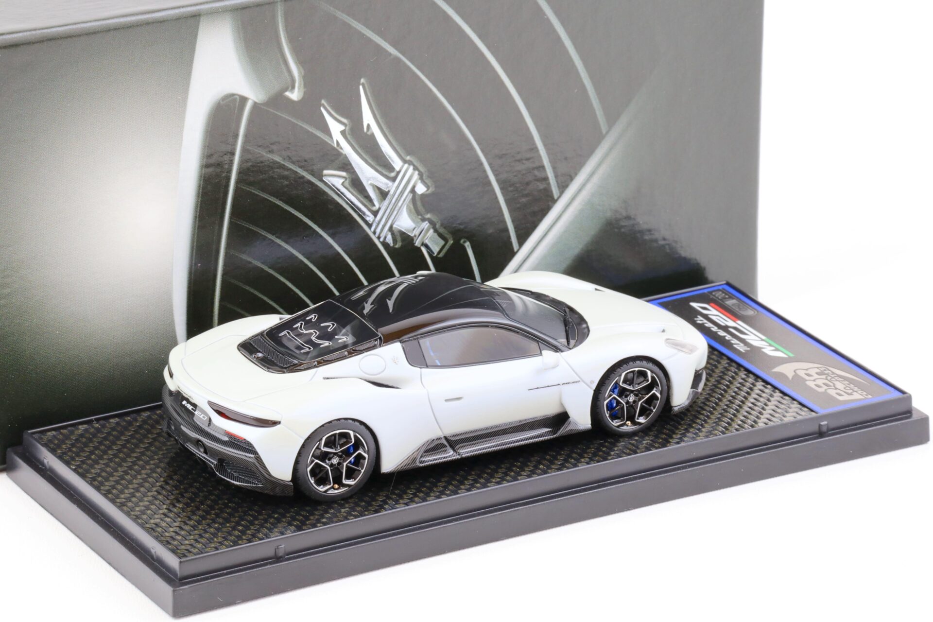 1:43 BBR Maserati MC20 Bianco Audace white/ black roof 2020 - Limited 200 pcs.