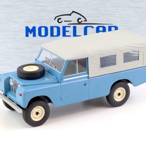 1:18 MCG Land Rover Series II 109 Pickup light blue/ grey