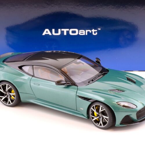 1:18 AUTOart Aston Martin DBS Superleggera Racing green metallic 70297