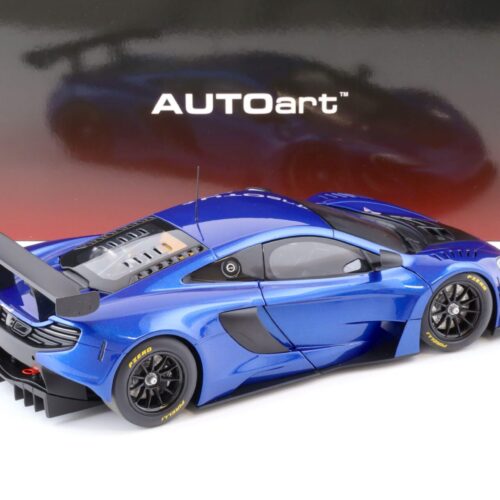 1:18 AUTOart McLAREN 650S GT3 2017 blue/ black accents 81641