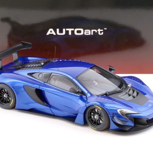1:18 AUTOart McLAREN 650S GT3 2017 blue/ black accents 81641