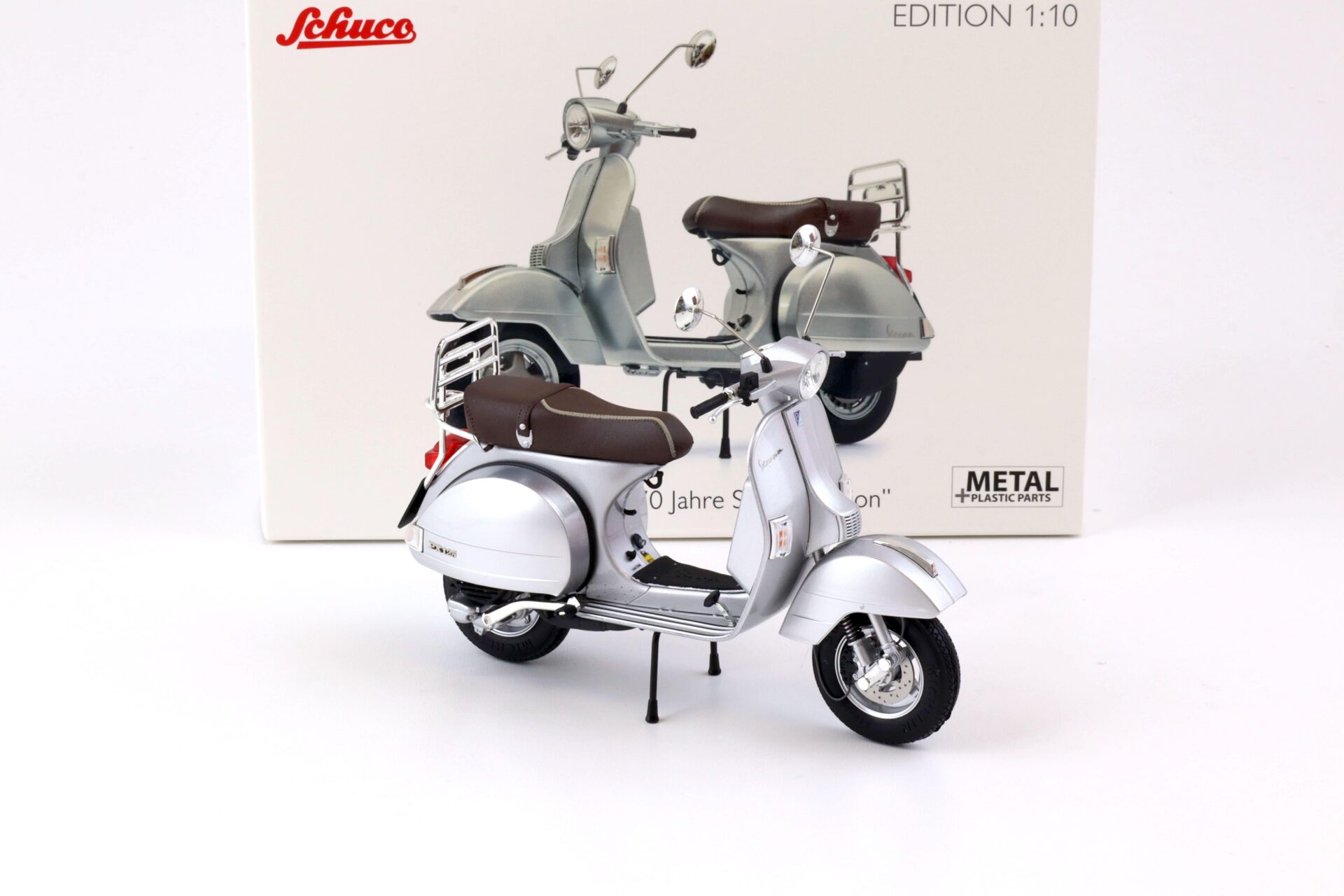 1:10 Schuco Vespa PX 125 silver metallic "70 Jahre Sonderedition"