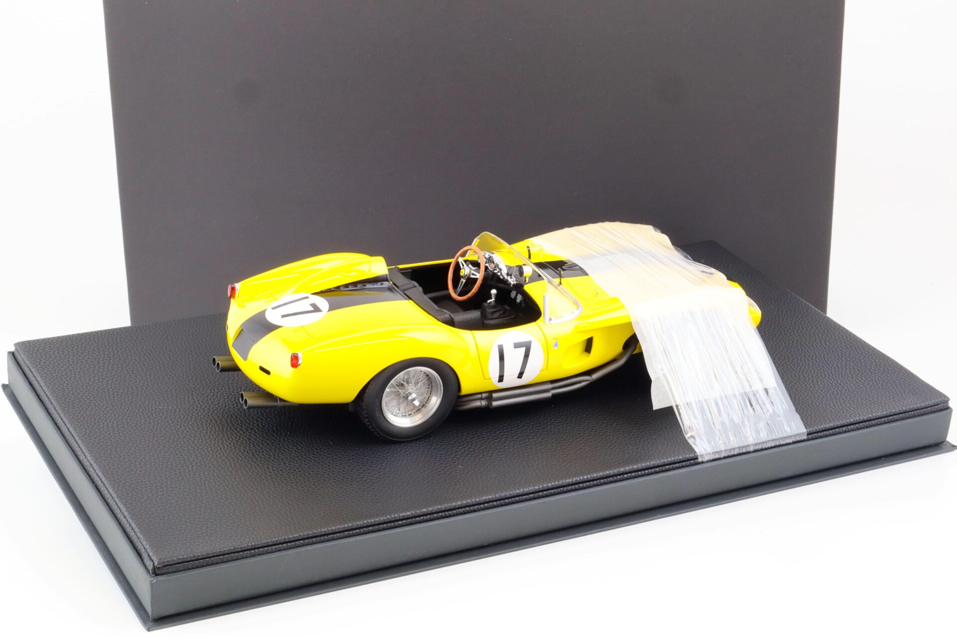 1:12 GP Replicas Ferrari 250 Testa Rossa #17 Racing yellow