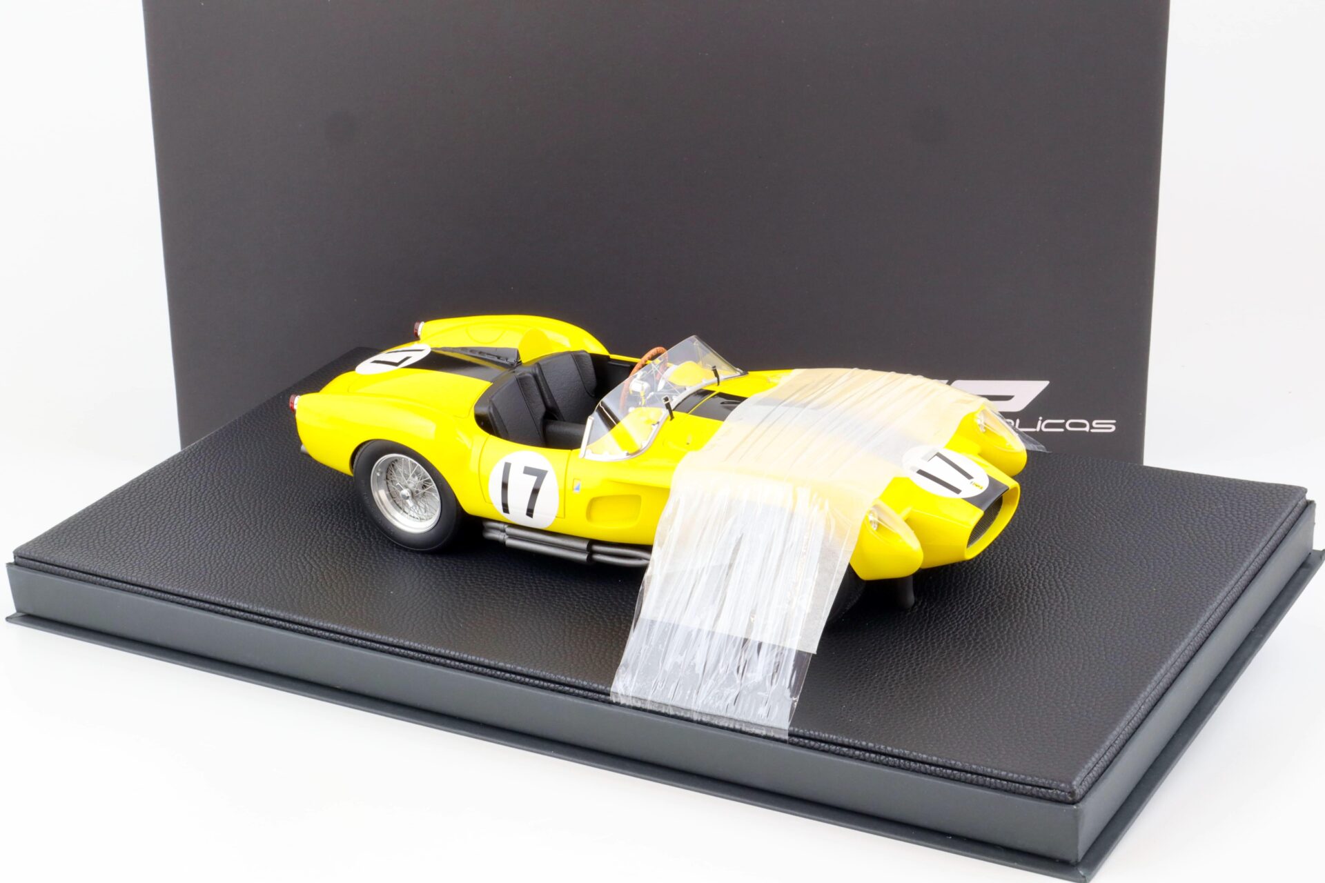 1:12 GP Replicas Ferrari 250 Testa Rossa #17 Racing yellow