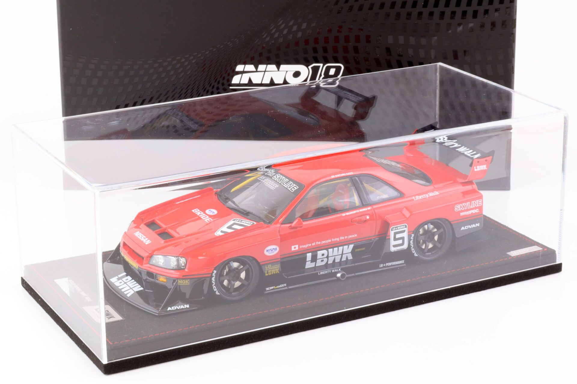 1:18 INNO Models Nissan Skyline GT-R (R34) LBWK Super Silhouette #5 black/ red