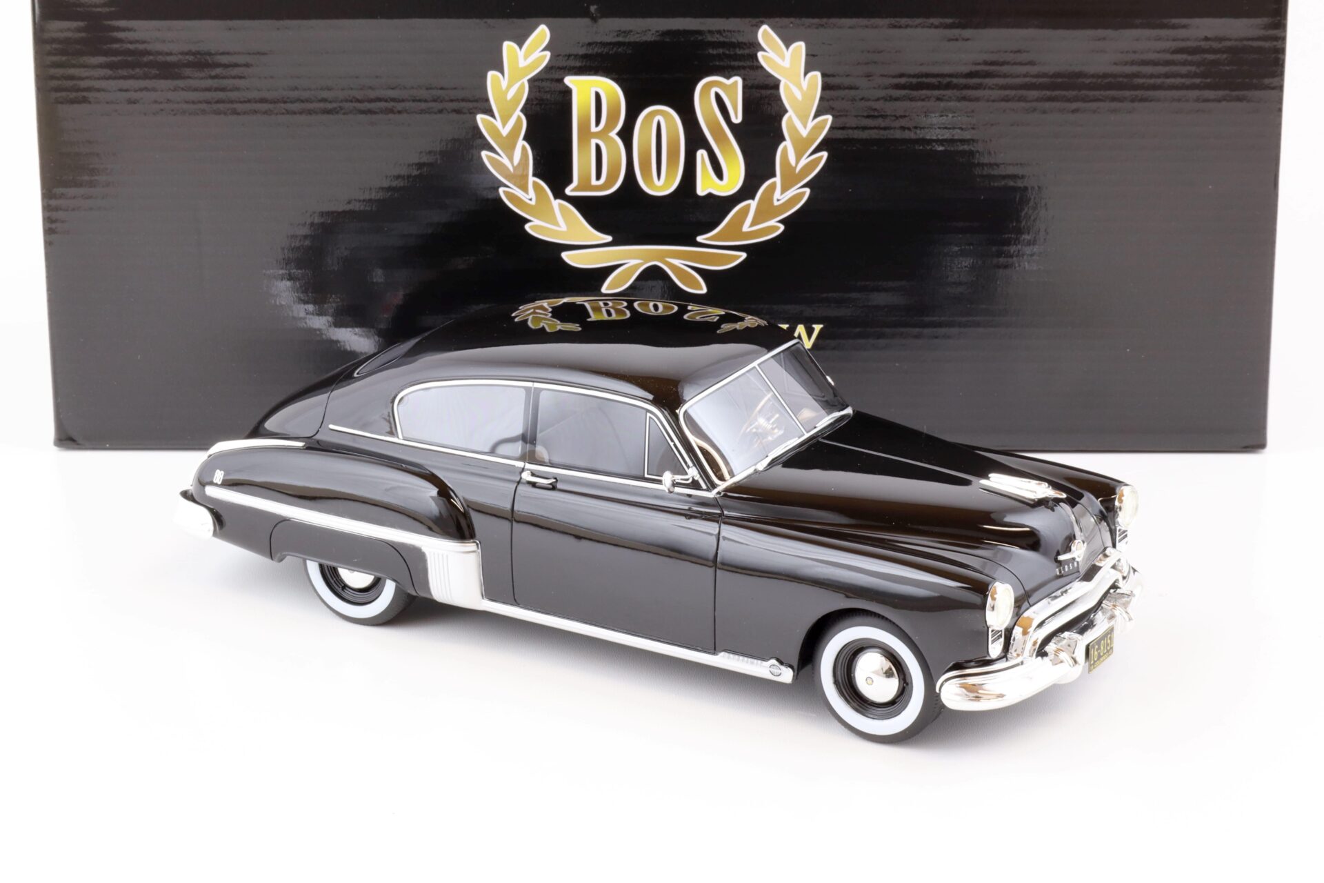 1:18 BOS-Models Oldsmobile Rocket 88 black 1949 BOS266