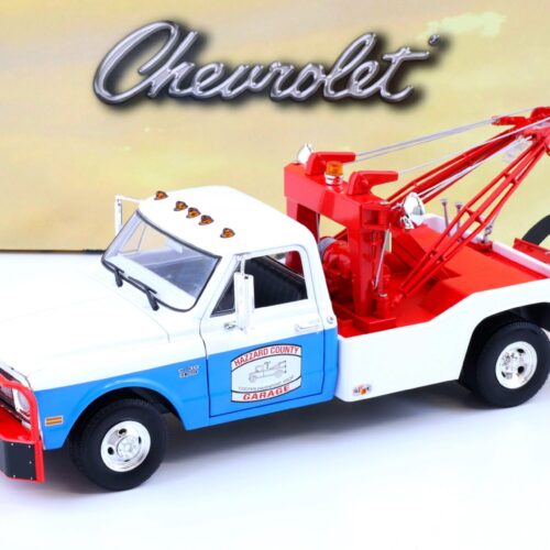 1:18 Greenlight 1969 Chevrolet C-30 Dually Wrecker Abschlepper HAZZARD Country Garage