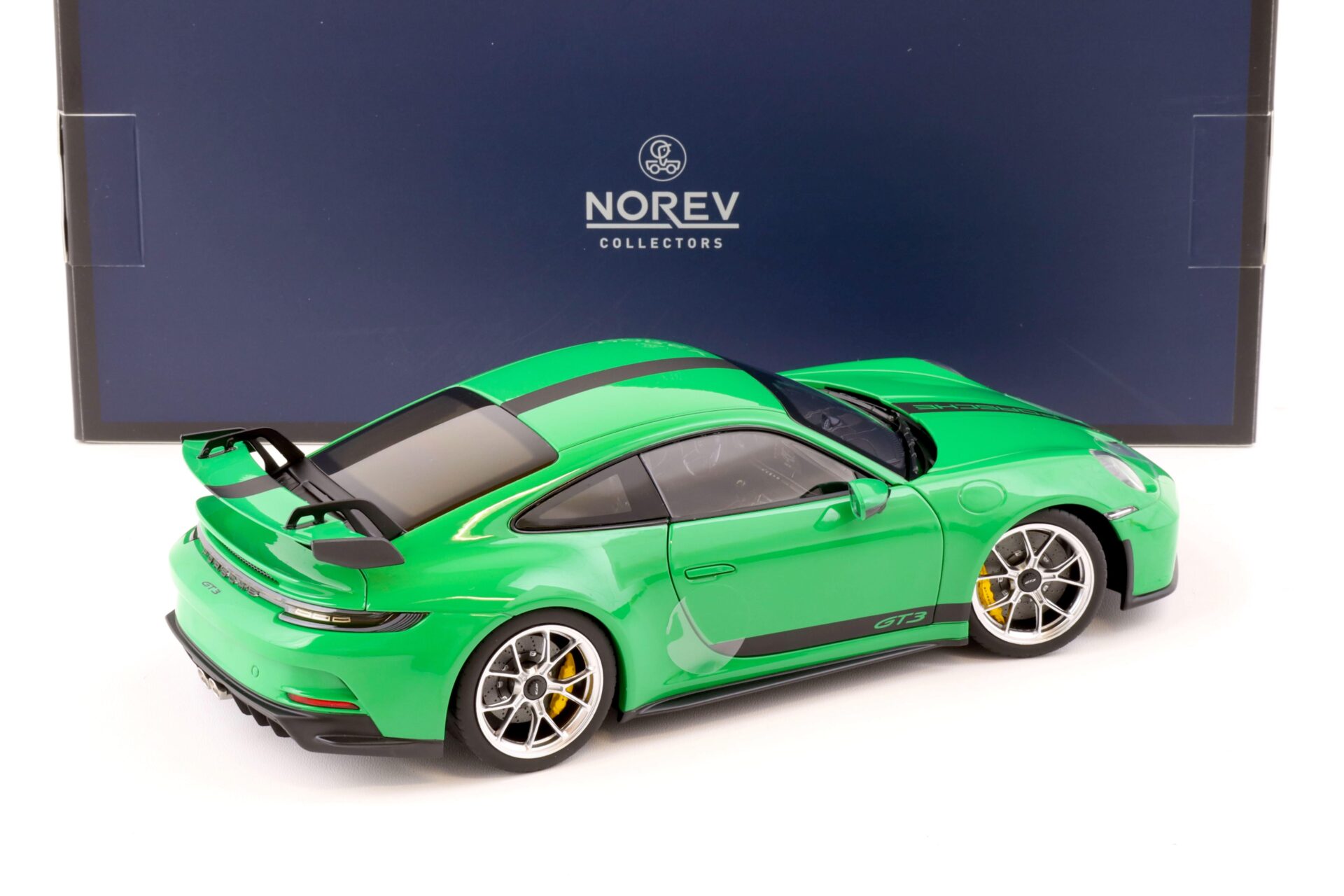 1:18 Norev Porsche 911 (992) GT3 Coupe 2021 green - Limited 300 pcs.