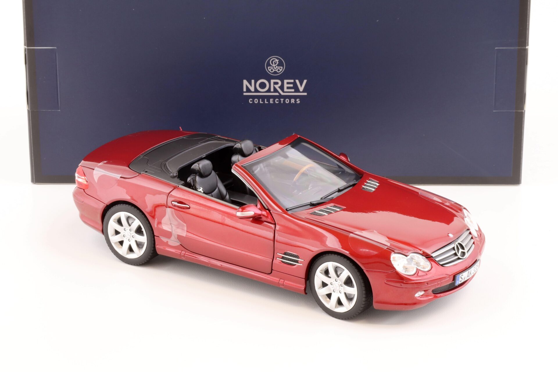1:18 Norev Mercedes SL 500 Convertible 2003 red metallic - Limited 300 pcs.