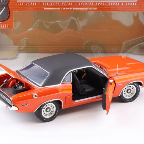 1:18 Highway61 Dodge Challenger R/T Coupe 1971 Hemi orange 50691 - Image 4