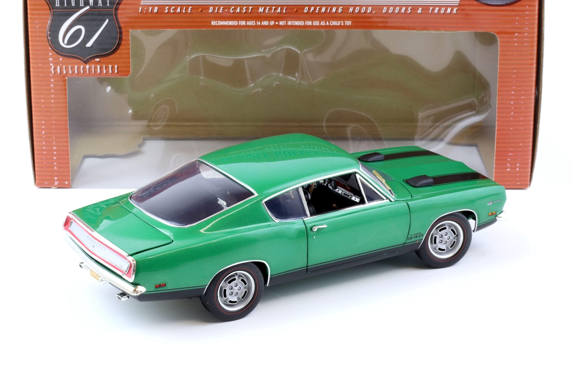 1:18 Highway61 1969 Plymouth Barracuda Cuda 340 green metallic