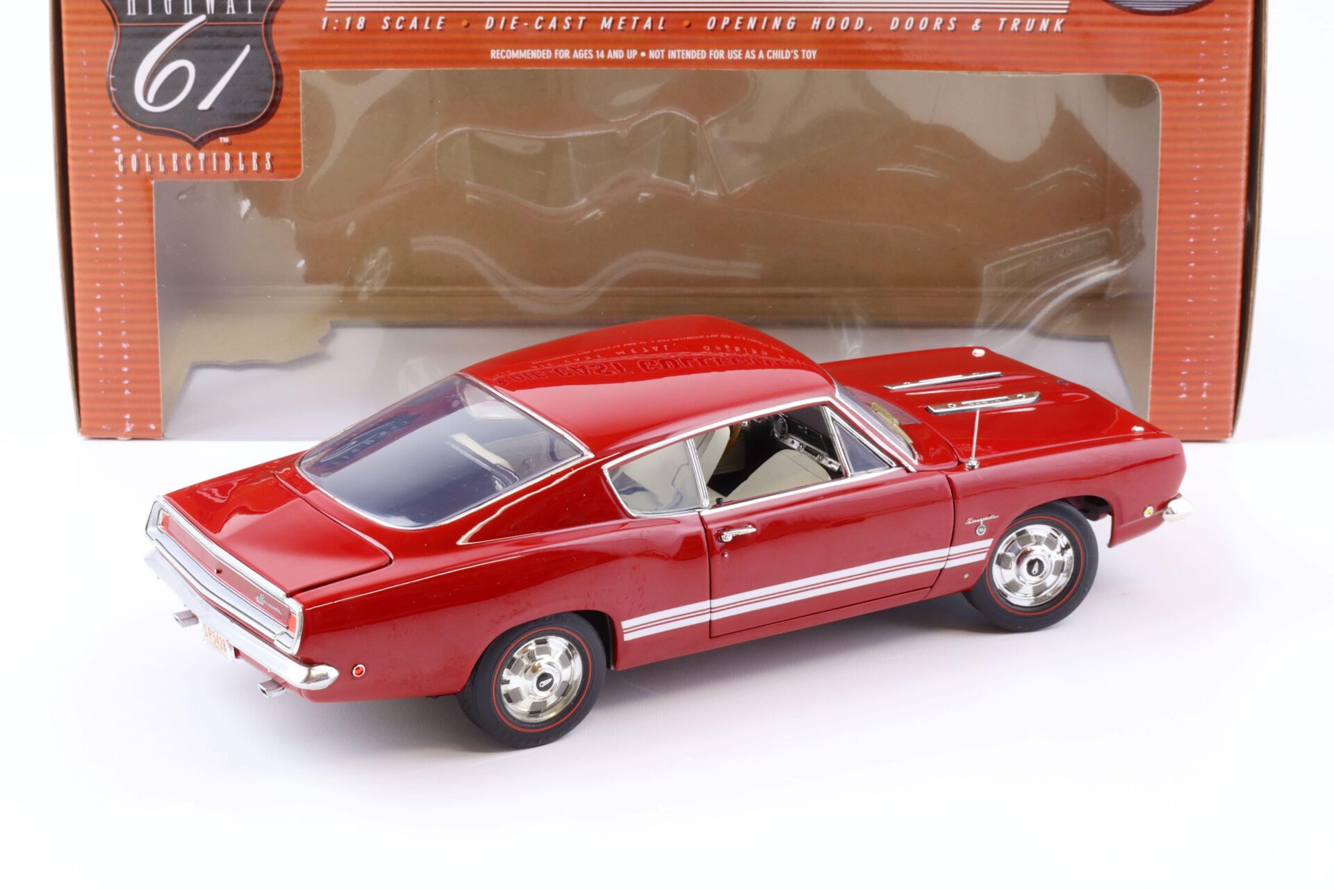 1:18 Highway61 1968 Plymouth Barracuda Formel S red 50429