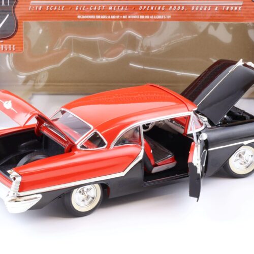 1:18 Highway61 1957 Oldsmobile Super 88 black/ red 50444