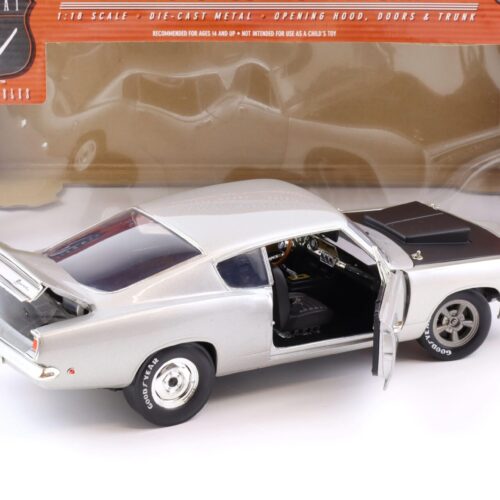 1:18 Highway61 1968 Plymouth Barracuda silver/ black 50314A