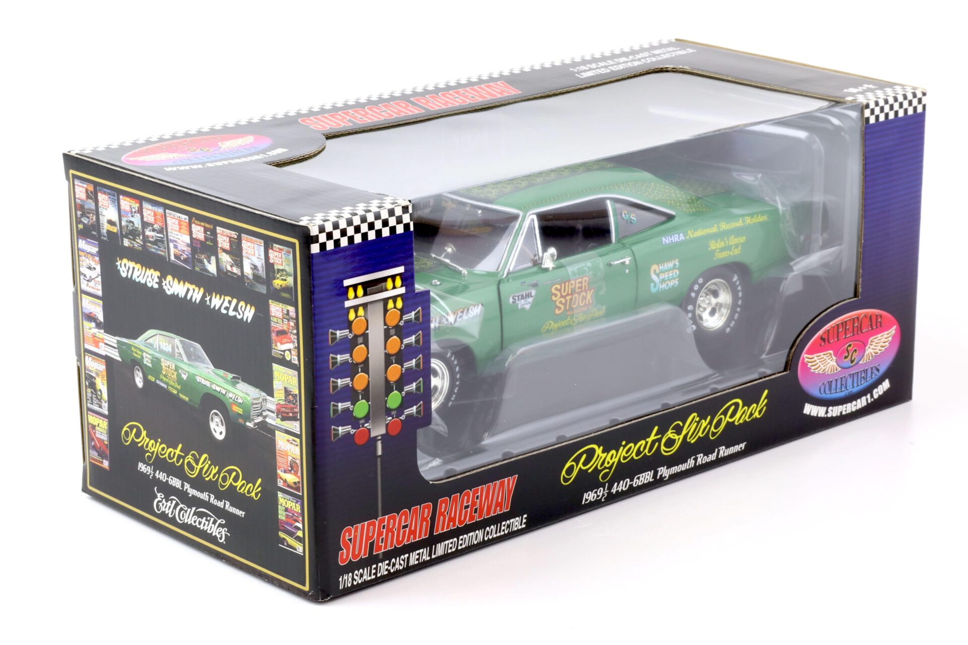 1:18 Auto World 1969 1/2 440-6BBL Plymouth Road Runner Super Stock NHRA green