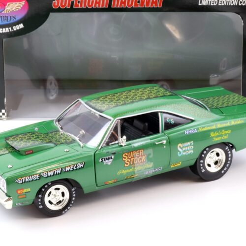1:18 Auto World 1969 1/2 440-6BBL Plymouth Road Runner Super Stock NHRA green