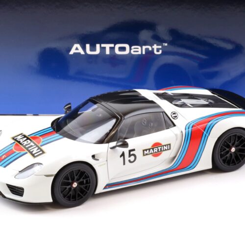 1:18 AUTOart Porsche 918 Spyder 2013 white Martini Livery 77927