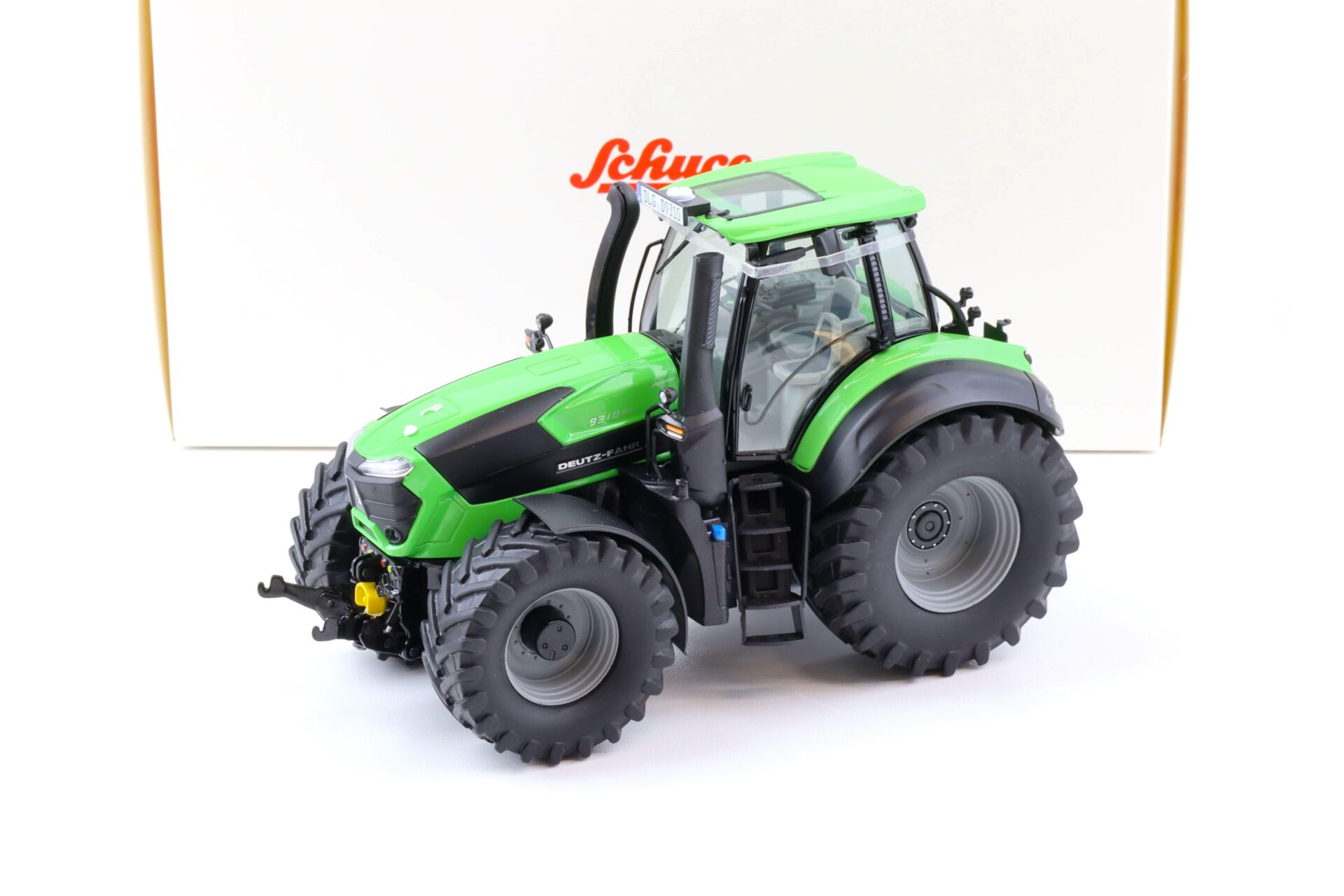 1:32 Schuco Edition Deutz-Fahr 9310 TTV Agrotron Traktor green/ black