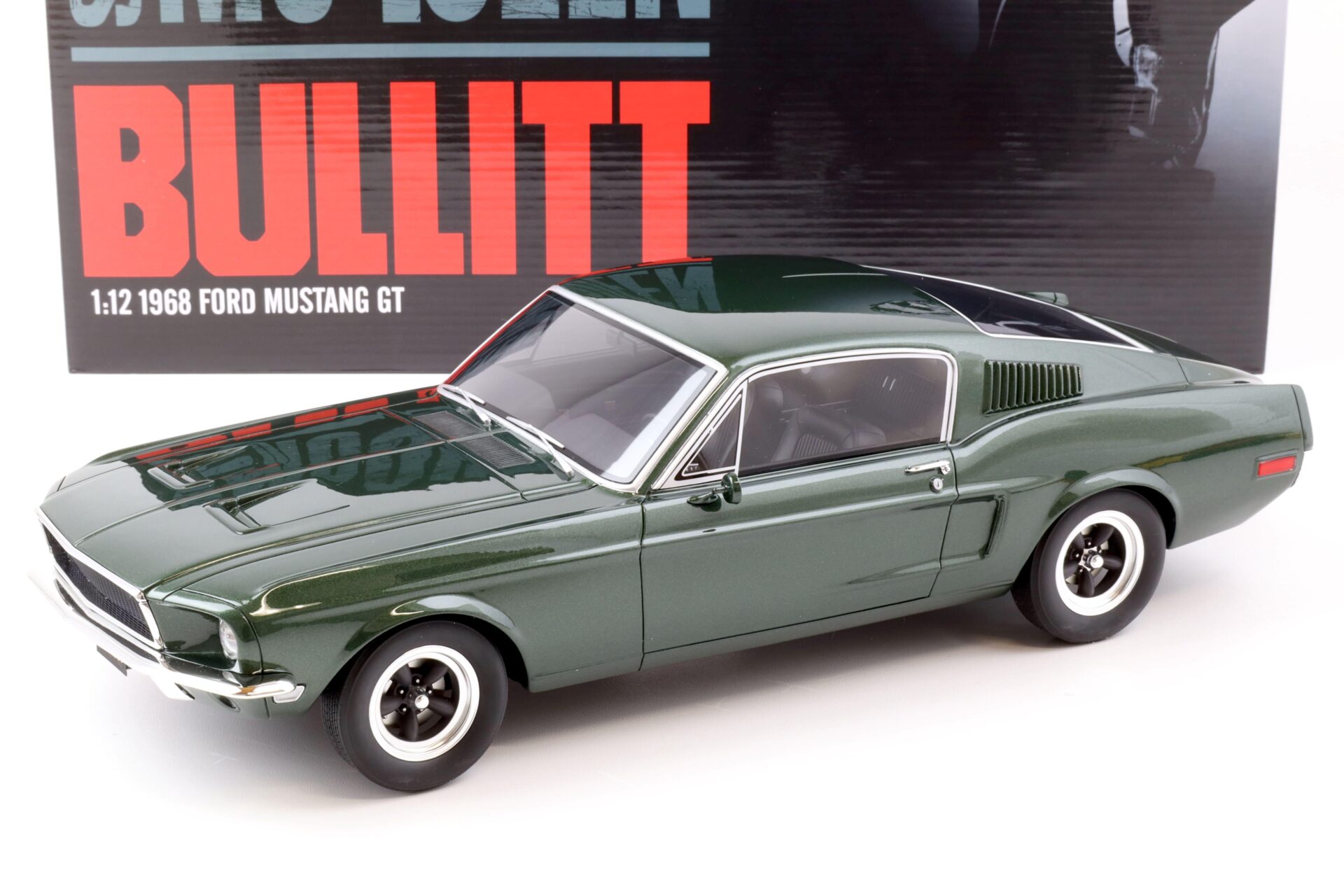 ID 72435 orig.jpg 1:12 ACME/ GT Spirit Ford Mustang GT Bullitt McQueen green US011