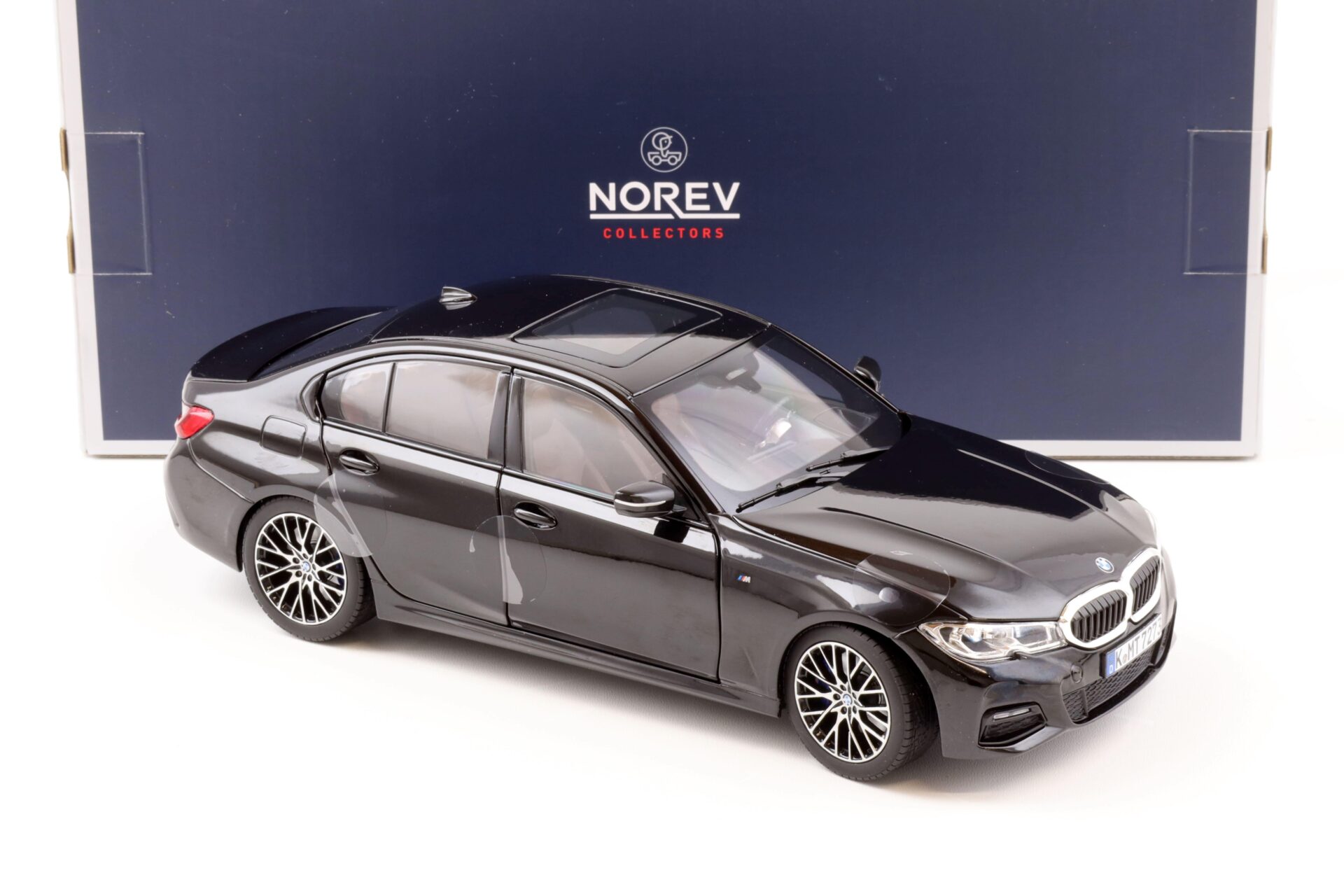 1:18 Norev BMW 330i (G20) Limousine M-Pack 2019 black metallic