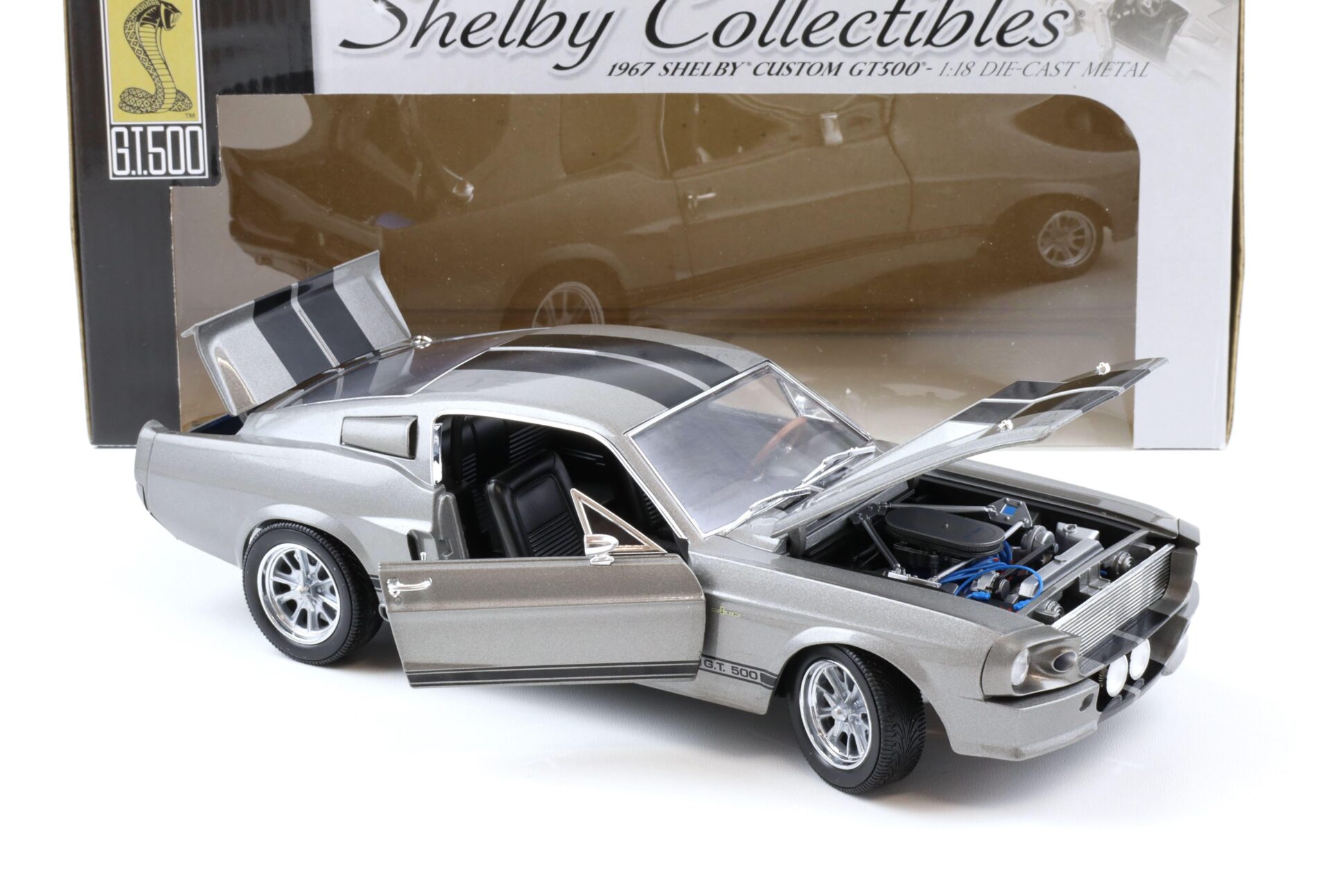 1:18 Shelby Collectibles 1967 Shelby Custom GT 500 grey/black like ELEANOR