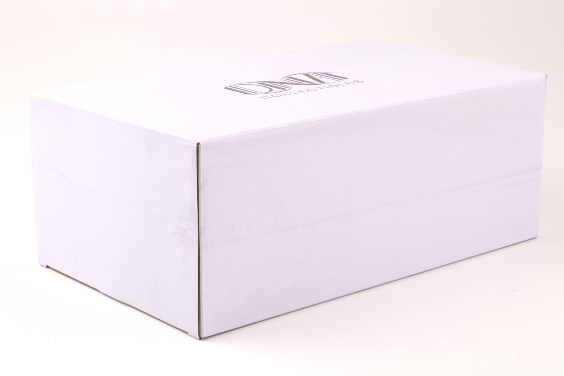 1:18 DNA Collectibles VW Golf GTE Sport Concept Car white