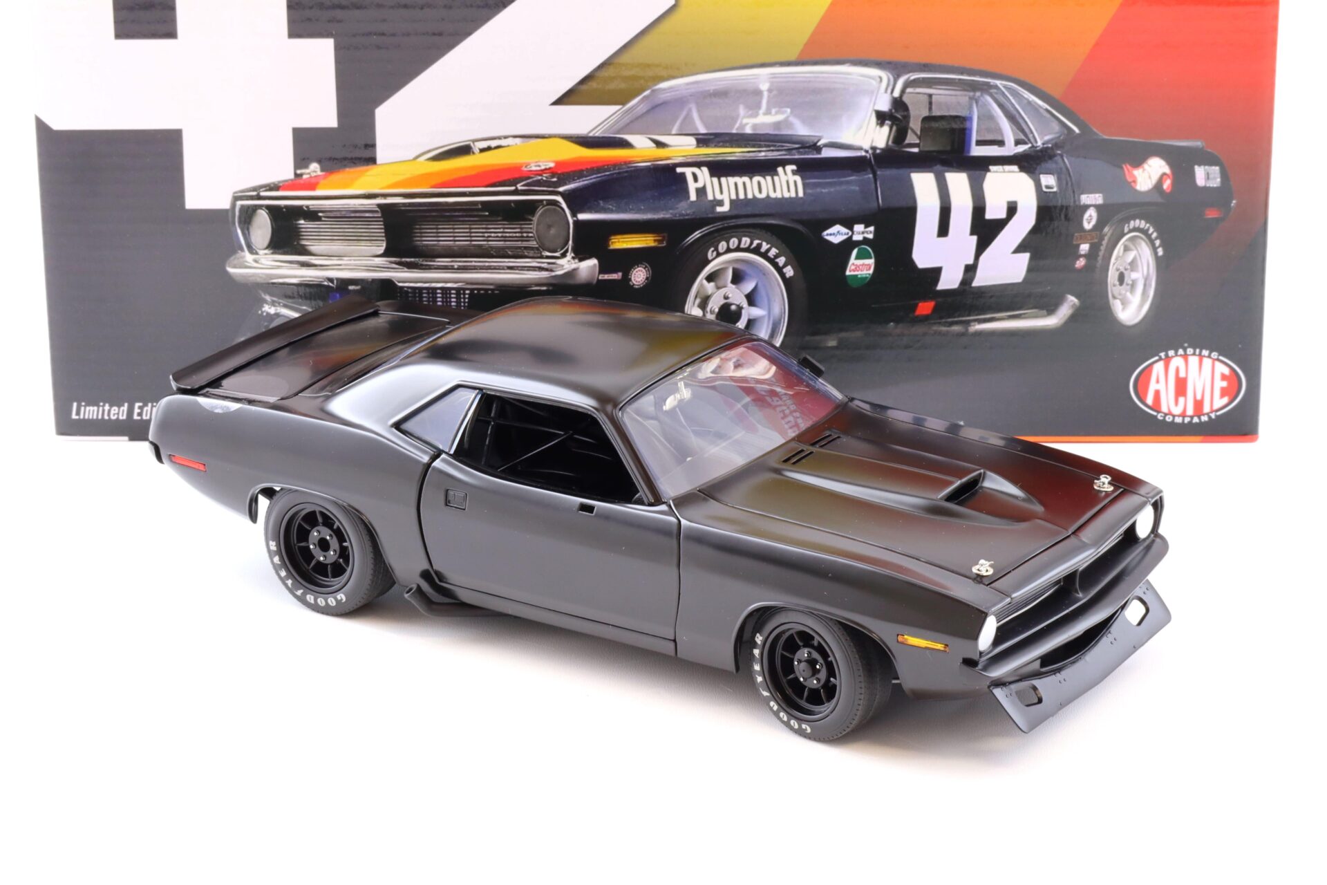 1:18 ACME 1970 Plymouth Barracuda #42 Swede Savage matt black