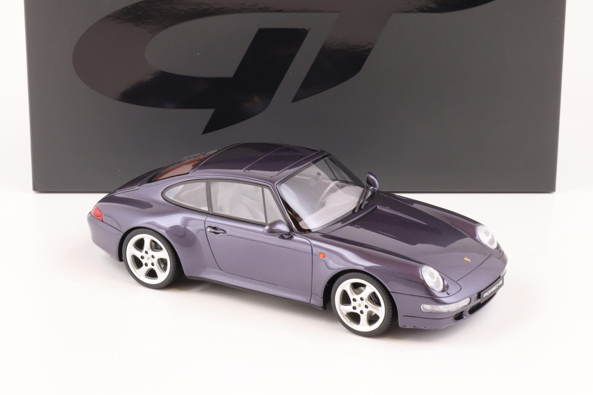 1:18 GT Spirit GT767 Porsche 911 (993) Carrera S Coupe Vesuvio metallic
