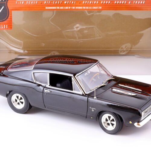 1:18 Highway61 Plymouth Barracuda Super Street Cuda 1968 black