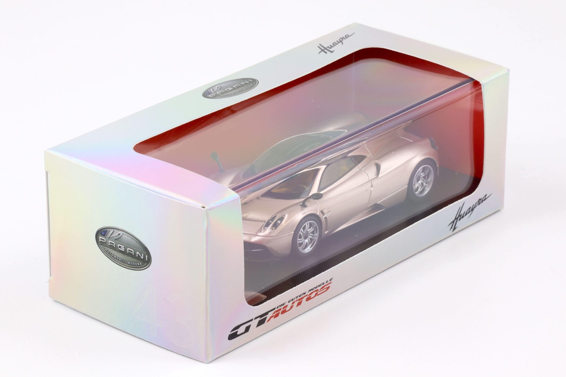 1:43 Welly GTA Pagani Huayra 2013 gold metallic