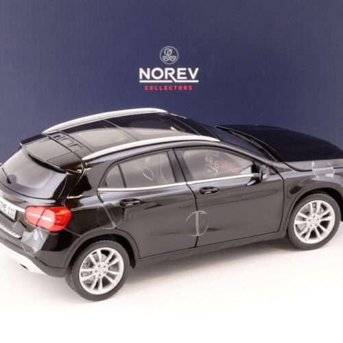 1:18 Norev Mercedes GLA-Klasse 2014 black