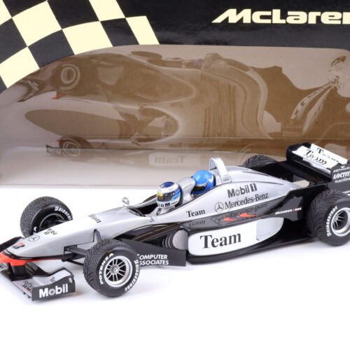 1:18 Minichamps McLaren Mercedes MP4-98T Mika & Erja Hakkinen 2000