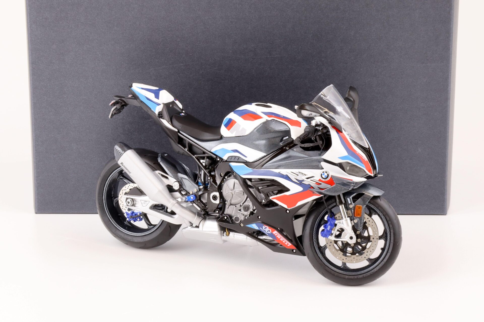 1:10 Original BMW Motorrad BMW M 1000 RR (K66) M Competition DEALER VERSION