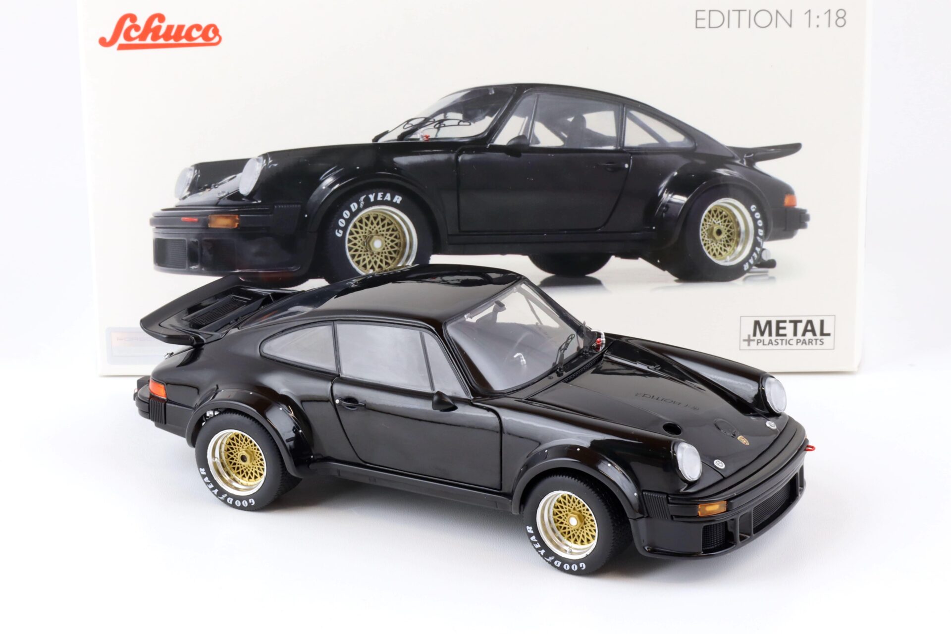 1:18 Schuco Porsche 934 RSR Street plain black