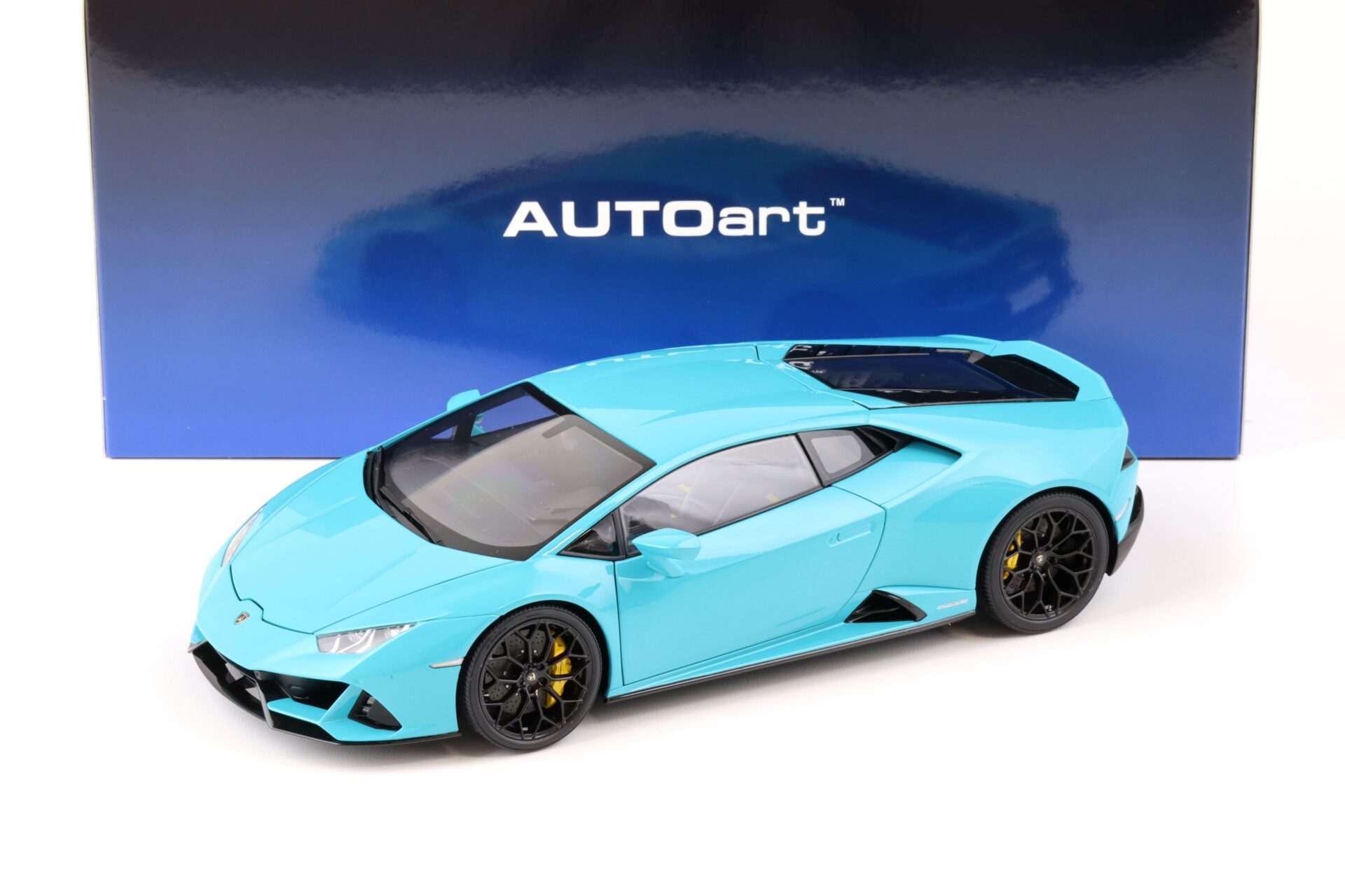 ID 73234 orig.jpg 1:18 AUTOart Lamborghini Huracan EVO 2019 blu glauco blue 79211
