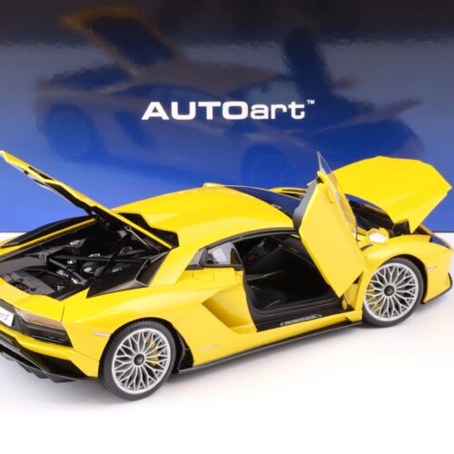 1:18 AUTOart Lamborghini Aventador S Coupe 2017 New Giallo Orion/ yellow 79132