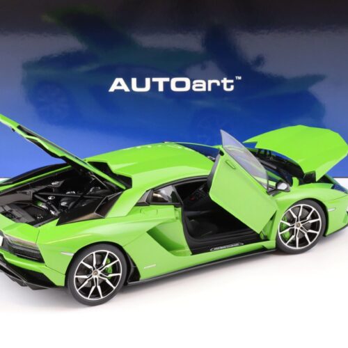 1:18 AUTOart Lamborghini Aventador S Verde mantis/ pearl green 79133