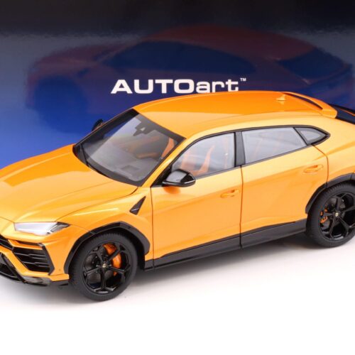 1:18 AUTOart Lamborghini Urus 2018 Arancio Borealis/ pearl orange 79160