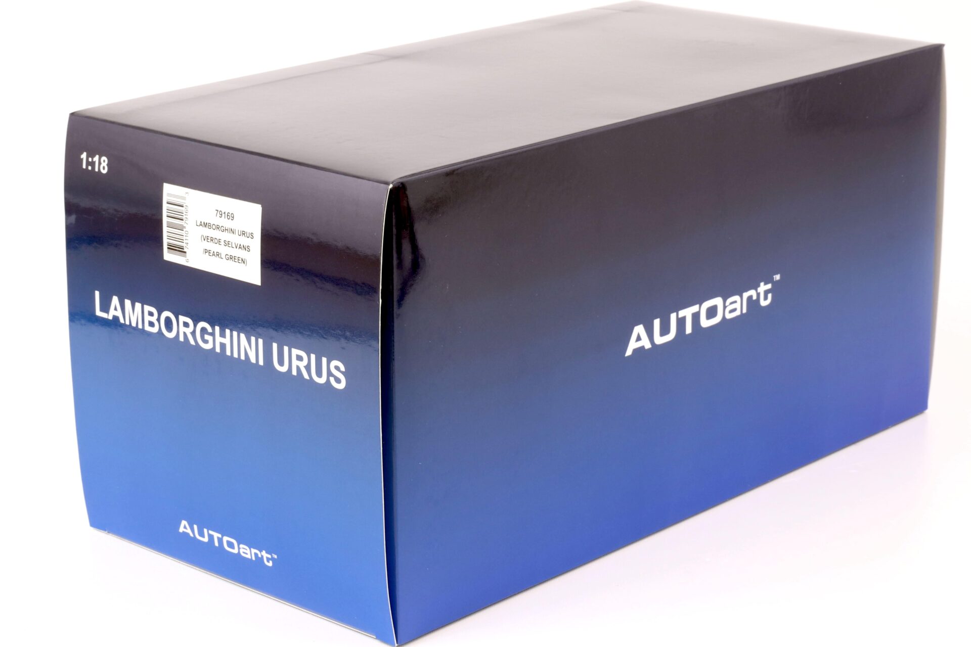 1:18 AUTOart Lamborghini Urus 2018 Verde Selvans/ pearl green 79169