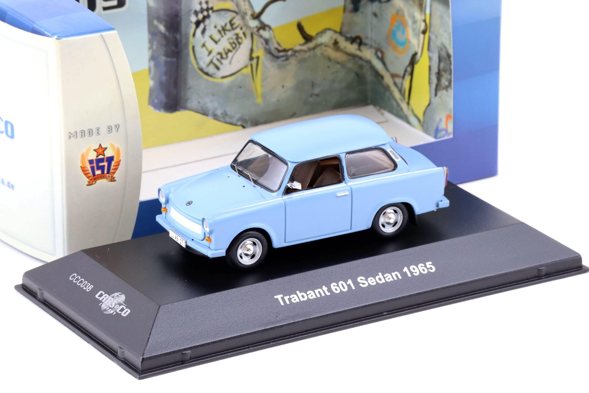 1:43 Cars&Co IST 1965 Trabant 601 Sedan blue
