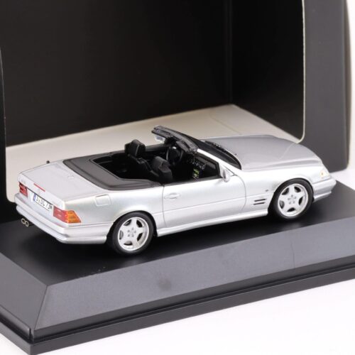 1:43 Spark Mercedes SL73 AMG R129 Convertible 1999 silver DEALER VERSION