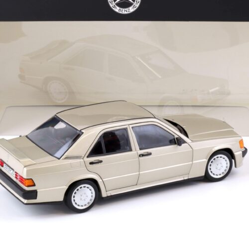 1:18 Norev Mercedes 190E 2.3-16 W201 Limousine smoke silver DEALER VERSION