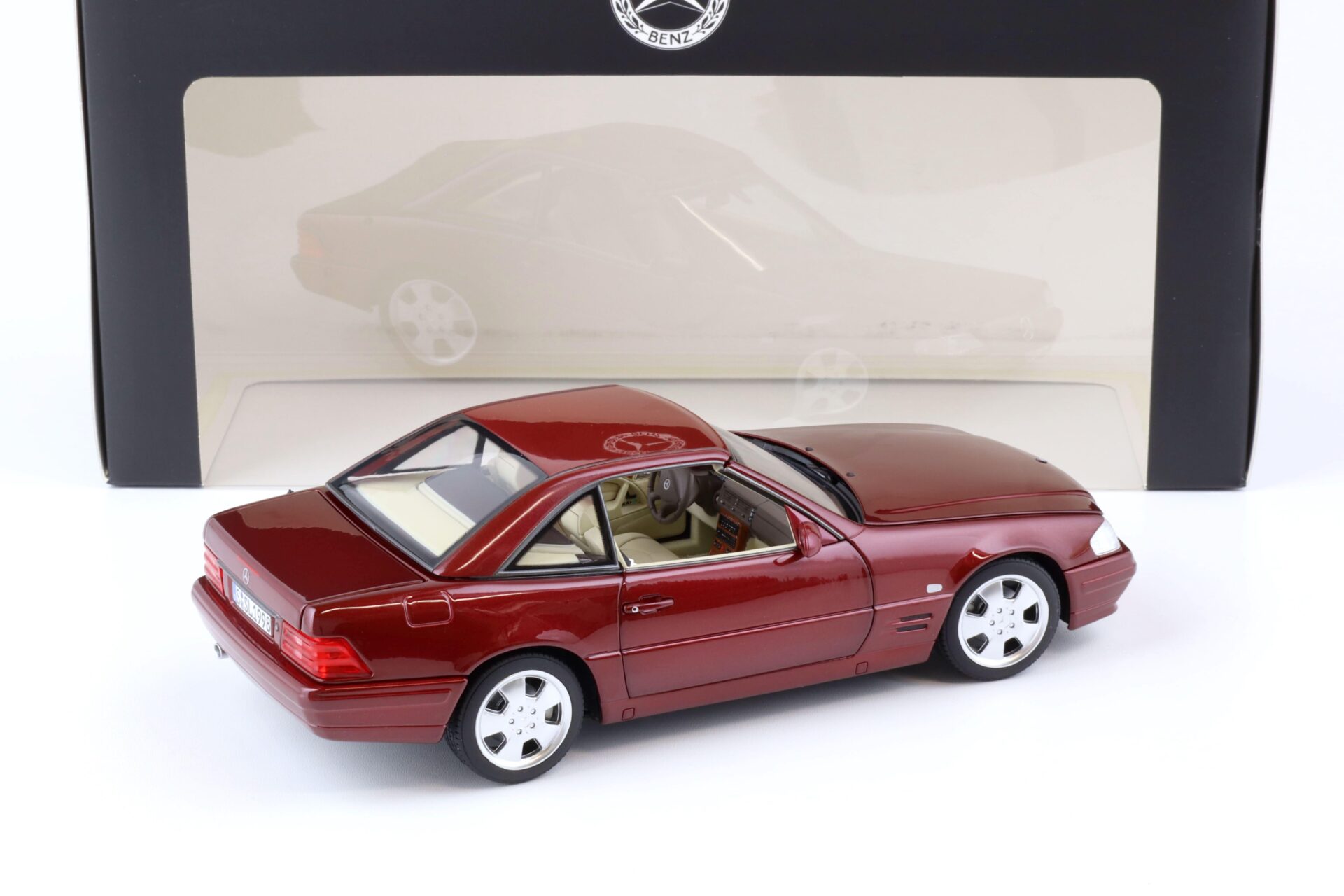 1:18 Norev Mercedes SL 500 R129 Convertible Facelift amber red DEALER VERSION