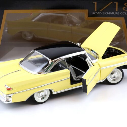 1:18 Road Signature 1961 Desoto Adventurer yellow with black roof