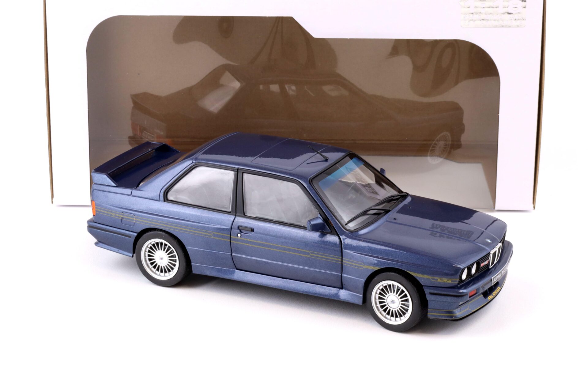 1:18 Solido BMW M3 E30 Alpina B6 3,5 S blue