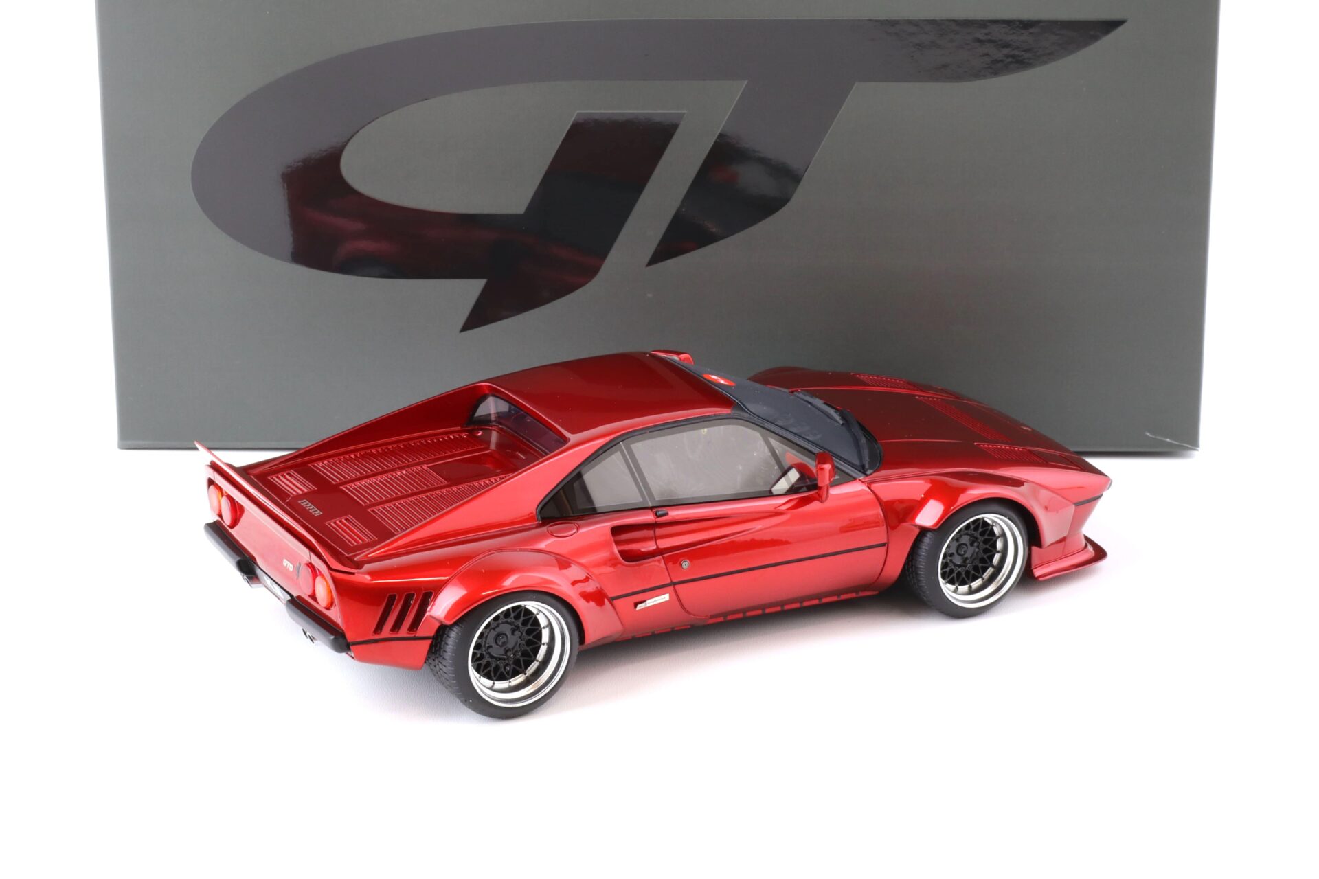 1:18 GT Spirit GT337 Ferrari 288 GTO KHYZYL SALEEM red metallic