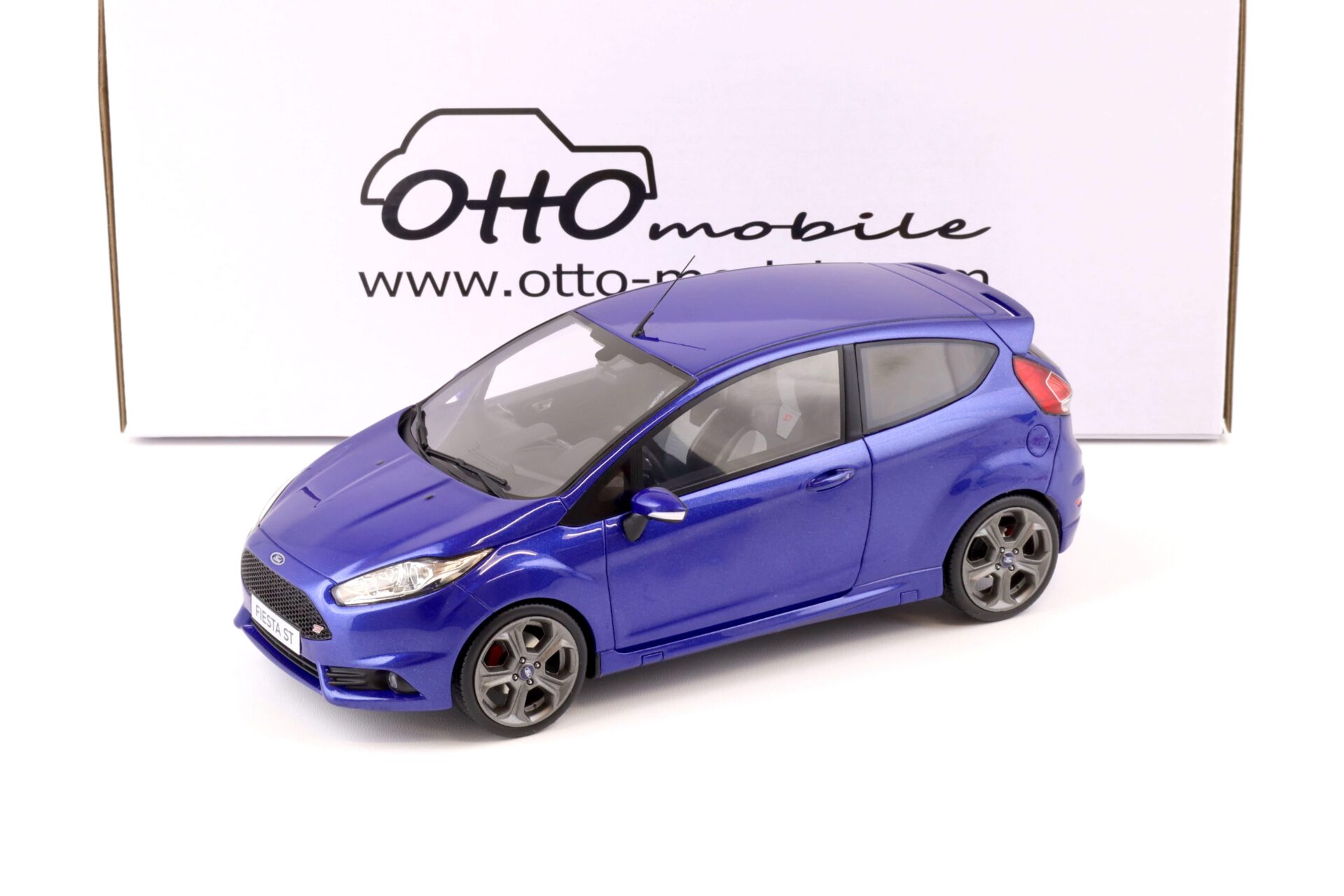 ID 73924 orig.jpg 1:18 OTTO mobile OT403 Ford Fiesta ST MK7 blue metallic 2016