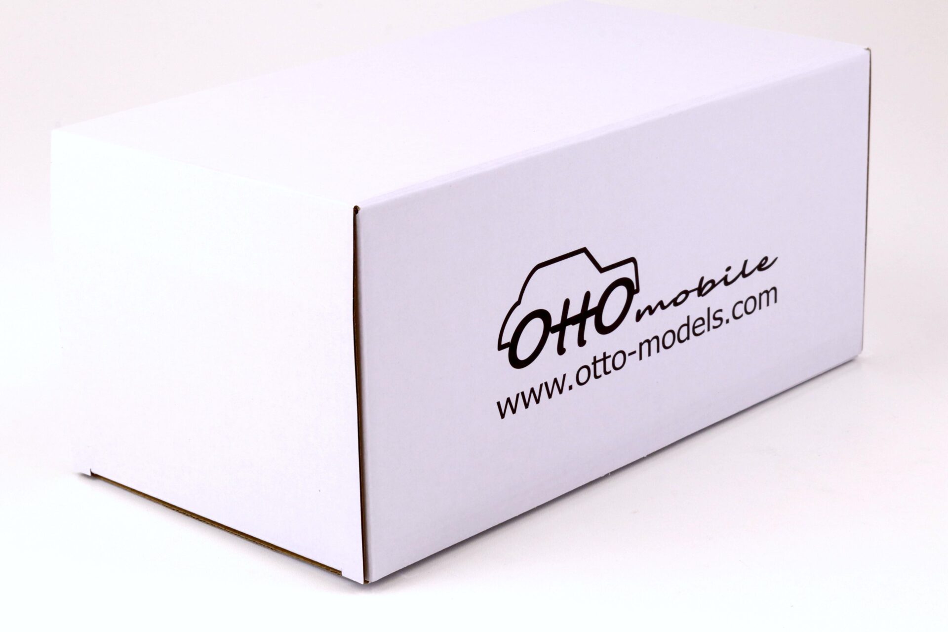 1:18 OTTO mobile OT1007 Ford Focus RS MK2 Le Mans red 2010